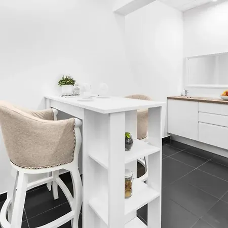 Apartment Modern Noyan *