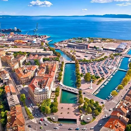 Apartment Modern Noyan Rijeka